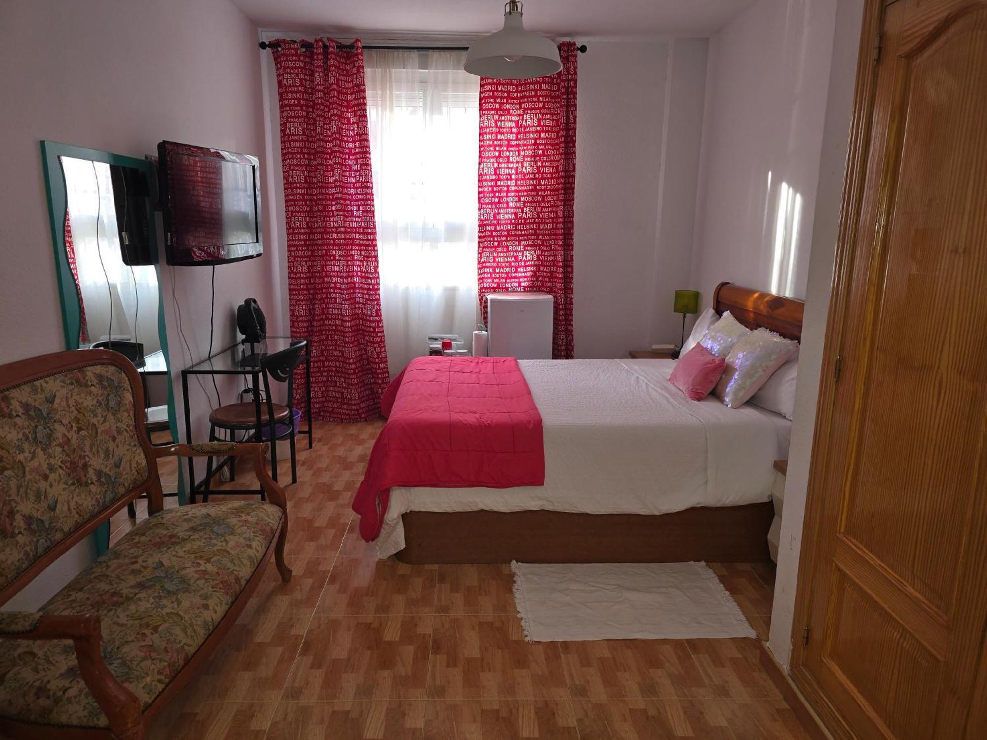Acogedoras Habitaciones En Madrid Zimmer foto